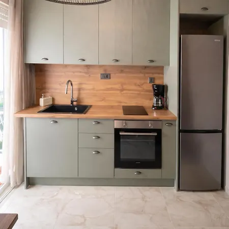 Alia Mare Apartment *