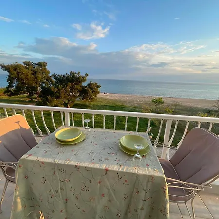 Alia Mare Apartment *