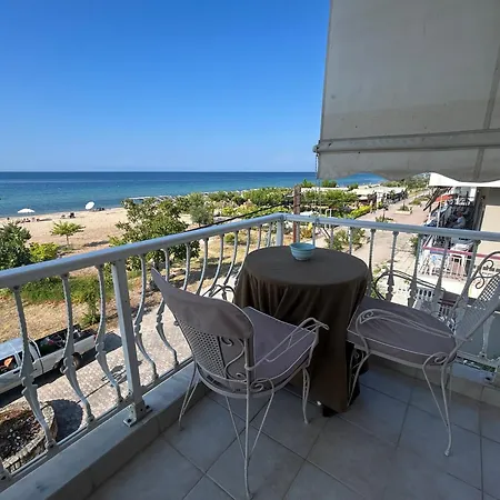 Apartment Alia Mare Paralia Dionisiou